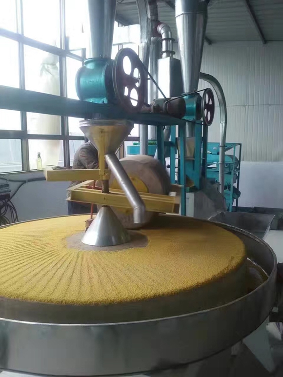 純天然綠色環(huán)保石磨