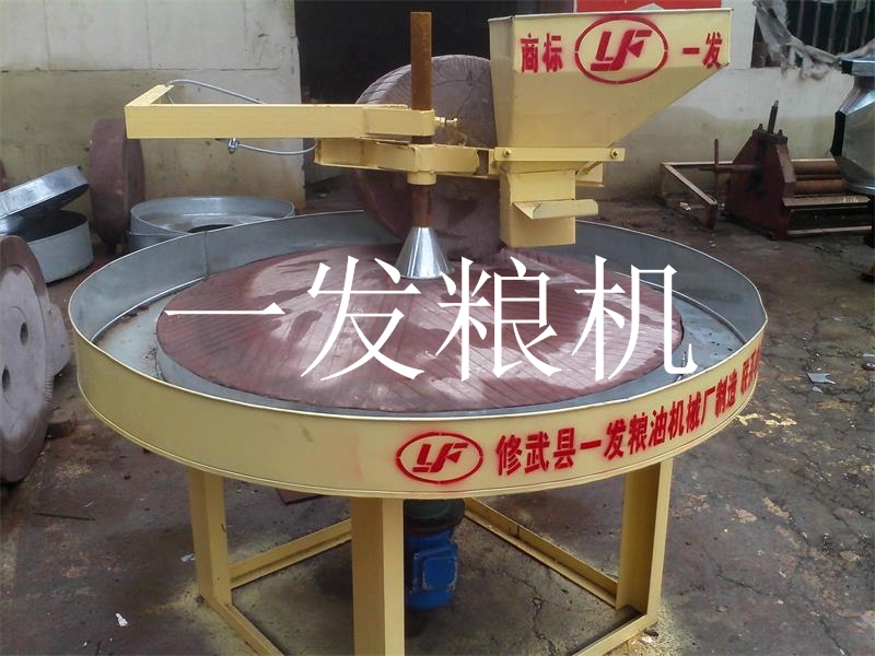 半自動(dòng)石碾